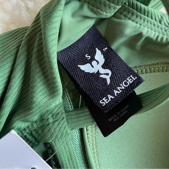 Sea Angel Ribbed Square Necked Swimsuit Green NWT - Picture 6 of 8